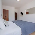 206 Apartament